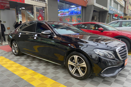 安康二手奔驰E级 2016款 E 200 L 运动轿车
