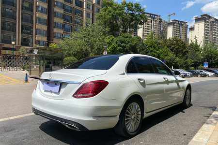 楚雄二手奔驰C级 2015款 改款 C 200 L